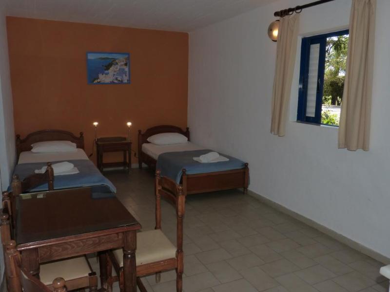Miros Hotel Apartments Тігакі Екстер'єр фото