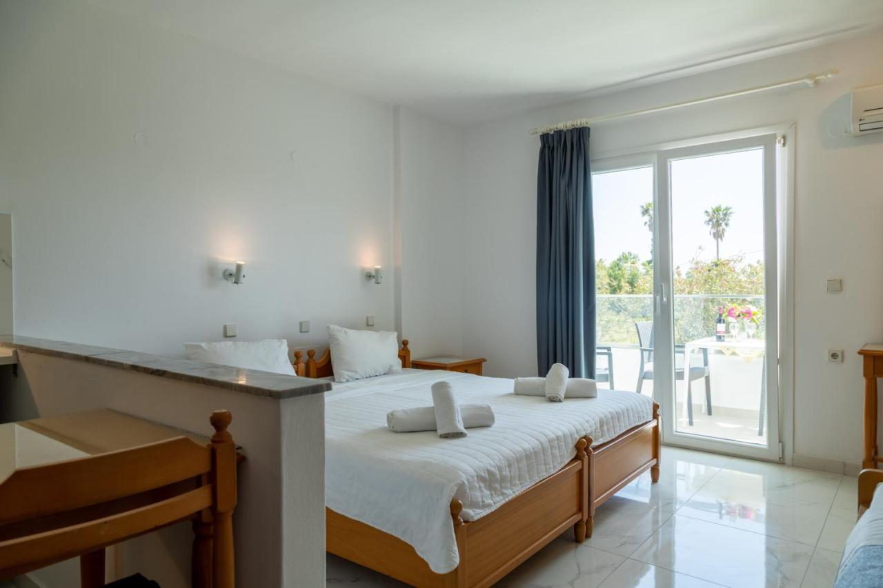 Miros Hotel Apartments Тігакі Екстер'єр фото