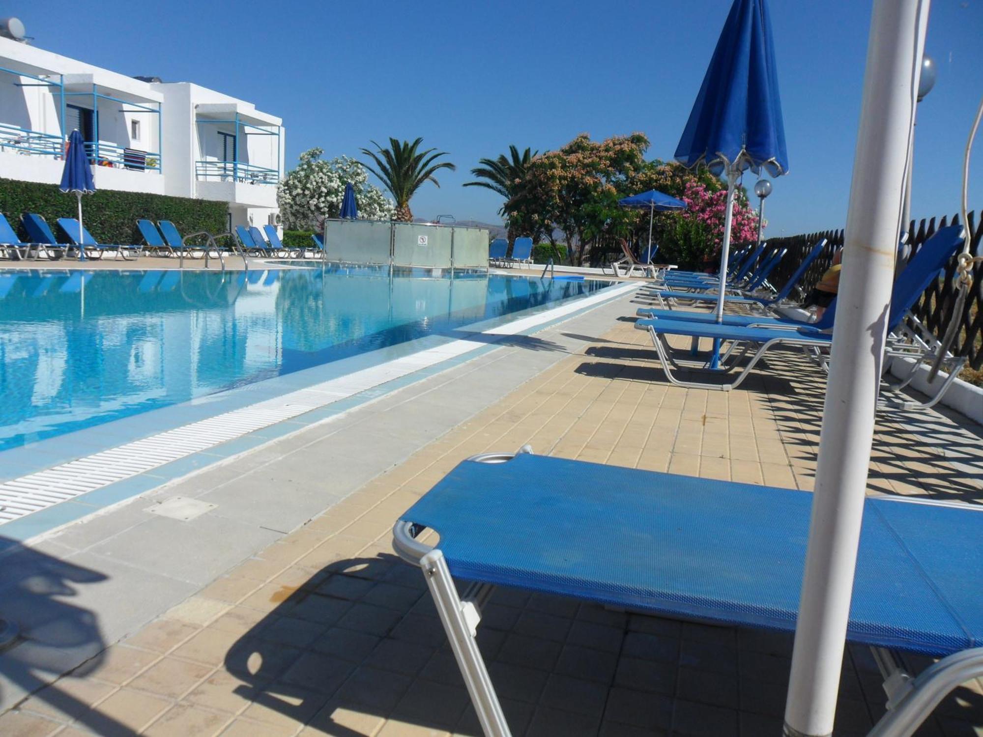 Miros Hotel Apartments Тігакі Екстер'єр фото