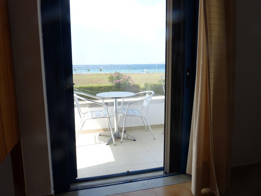 Miros Hotel Apartments Тігакі Екстер'єр фото